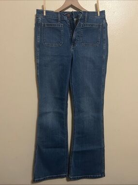 Gap 70s Flare High Rise Classic Women’s Jeans with Front Patch Pockets